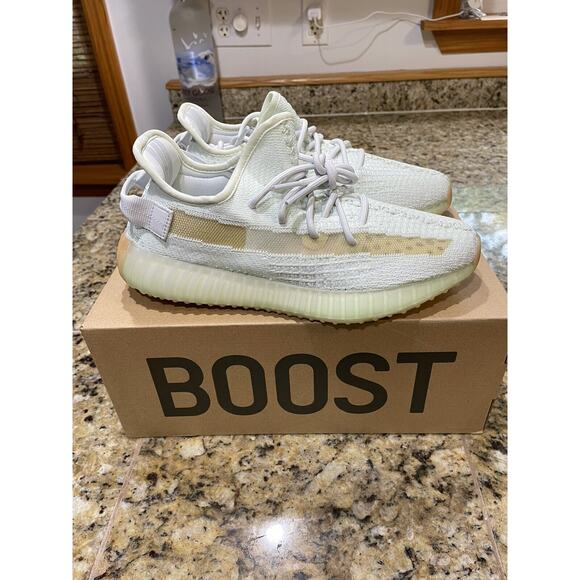 DS Adidas Yeezy 350 v2 Hyperspace Men’s Size 9 *SHIPS FAST* main image 8